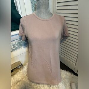 ⭐️ 3/$20.00 Women’s shirt